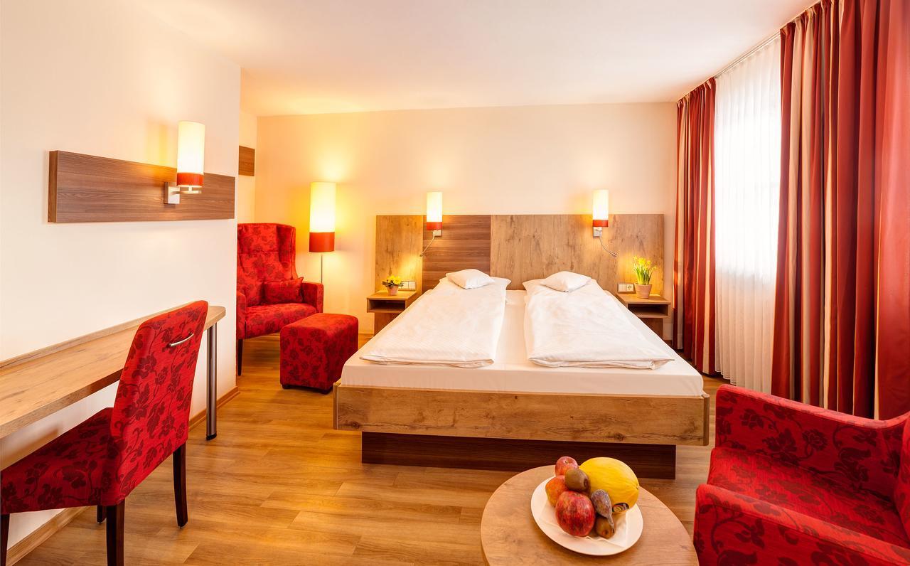 Seehotel Wassermann Hotel Seeon-Seebruck