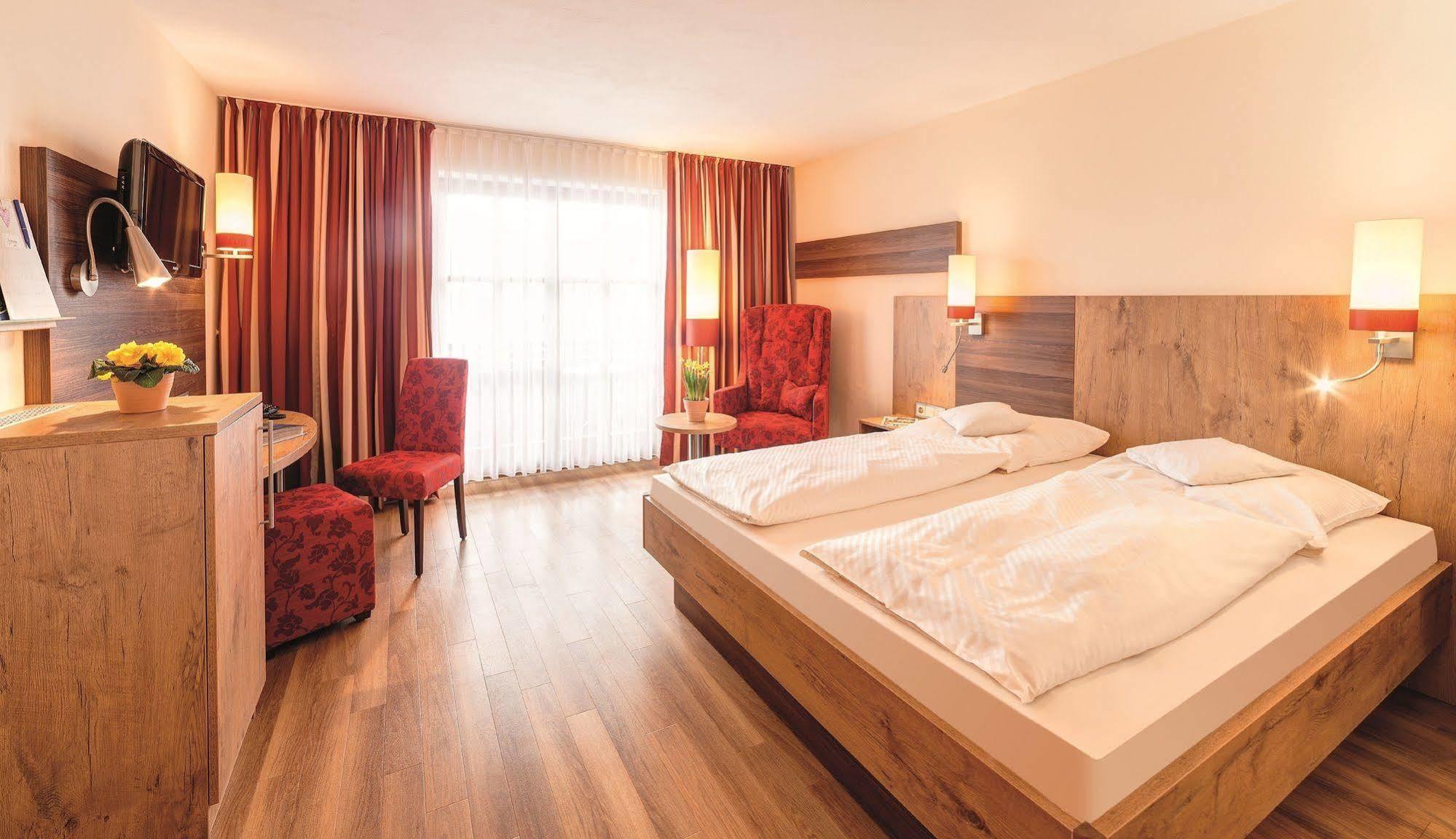 Seehotel Wassermann Seeon-Seebruck